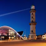 Strandhaus, Strandhafer, 100 M Zum * Rostock