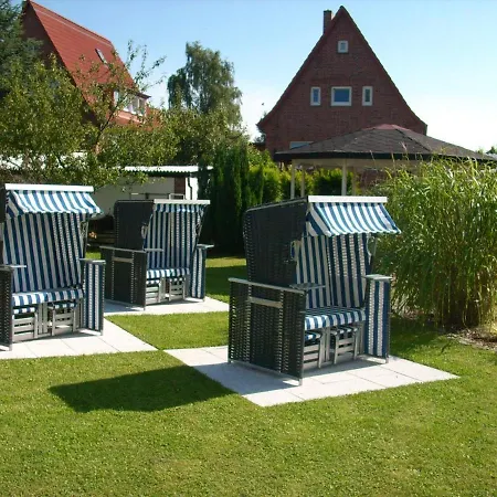 Strandhaus, Strandhafer, 100 M Zum Apartment Rostock