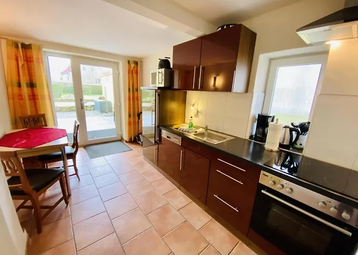 Strandhaus, Strandhafer, 100 M Zum Apartment